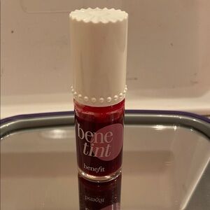 Benefit Benetint Lip and Cheek Stain/Tint in Red